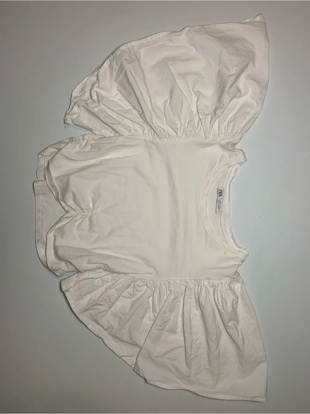 Zara White Puff-Sleeve Short Sleeve Top